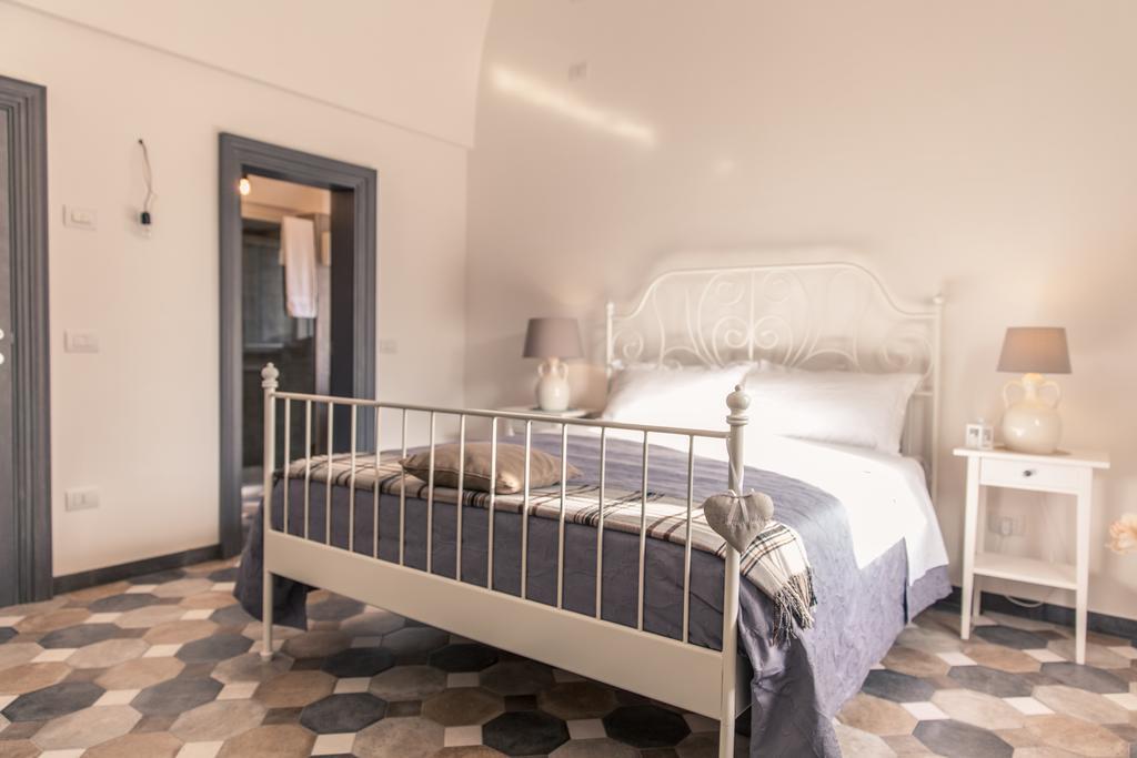 Marinella Suite Home Locorotondo Zimmer foto
