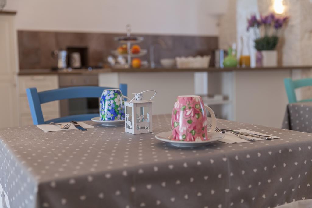 Marinella Suite Home Locorotondo Exterior foto